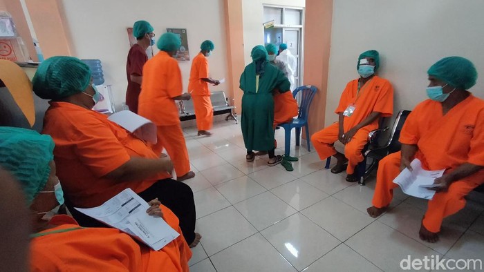 Puluhan warga tak mampu mendapat operasi katarak gratis dari Pemkab Majalengka