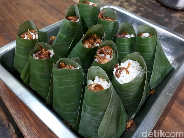 Sedapnya Nasi Uduk Kebon Kacang Legendaris Racikan Kedai Zainal Fanani