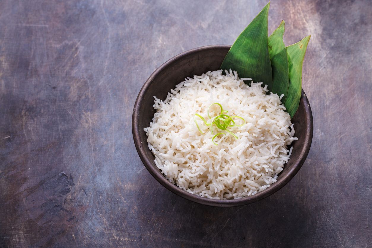 Terlihat Mirip, Ini Bedanya Nasi Uduk dan Nasi Lemak