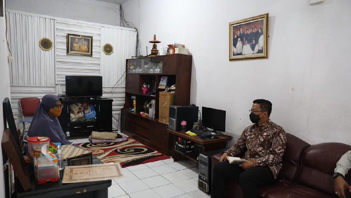 Peltu (Purn) Robinu adalah penembak mahir di Kopassus. Almarhum berjasa dalam sejumlah operasi besar TNI