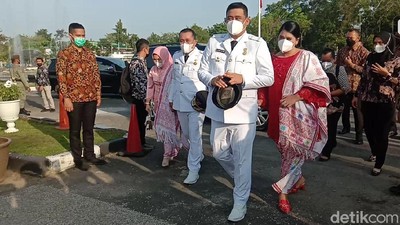 Adu Gaya Kahiyang Ayu dan Selvi Ananda Dampingi Suami di Pelantikan Wali Kota
