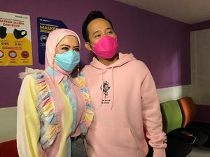 Denny Cagur Murka, Foto Istrinya Disandingkan dengan Perempuan Vulgar