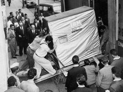 Foto Ini Jadi Bukti Cepatnya Kemajuan Teknologi