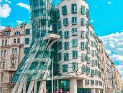 Kumpulan Desain Gedung Unik Meleleh Hingga Tenggelam