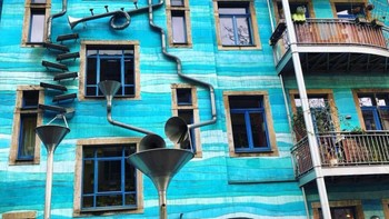 Rumah di Dresden, Jerman akan memainkan musik saat hujan turun berkat sistem pembuangan yang tidak biasa. Foto: Brightside