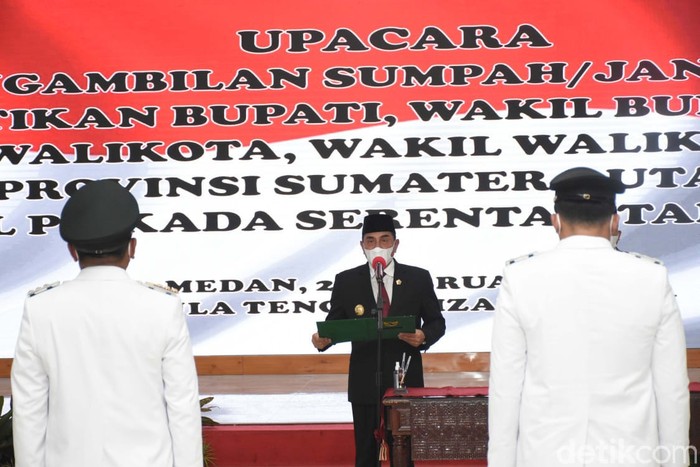 Gubernur Sumut (Gubsu) Edy Rahmayadi melantik 6 kepala daerah se-Sumut hasil Pilkada serentak tahun 2020 (dok Kominfo Sumut) Gubernur Sumut (Gubsu) Edy Rahmayadi melantik 6 kepala daerah se-Sumut hasil Pilkada serentak tahun 2020 (dok Kominfo Sumut)