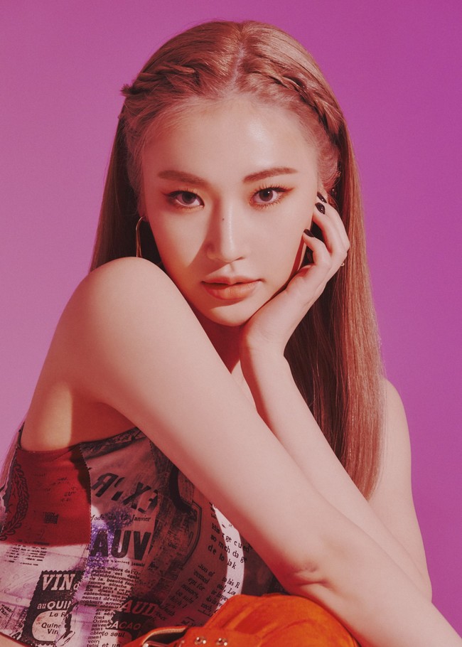 Jinny Park lahir di Los Angeles, California. Rapper utama Secret Number ini dikenal pula dengan nama Korea Park Jin Hee. Sebelum debut di bawah naungan Vine Entertainment, Jinny merupakan trainee YG Entertainment yang hampir debut sebagai member BLACKPINK. Foto: dok. Vine Entertainment