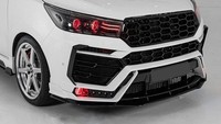 Pancaran sorot tajam yang agresif juga dari lampu depan yang kini mendapat efek smoked glass plus lampu proyektor kelir merah dan Daytime Running Light (DRL) LED.  Foto: instagram @icon60_autocustoms