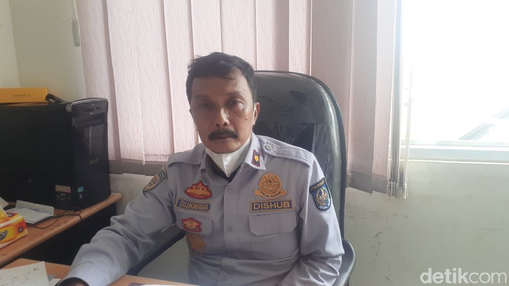 Kepala Seksi Ketertiban Lalu Lintas dan Ketertiban Jalan Dishub Depok, Sukmara Wirakusuma. (Afzal Nur Iman/detikcom)