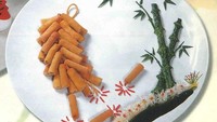 Menurut Dieter, mungkin sebagian orang berpikir bahwa gaya penyajian makanan China seperti ini terkesan norak. Tapi bagi dirinya, makanan-makanan ini punya kelasnya sendiri. Foto: Dieter Mackenbach/@chinese_plating