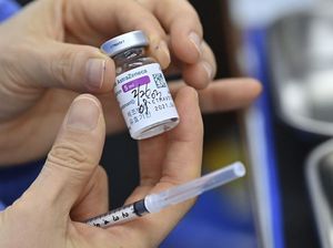 Vaksin AstraZeneca Tiba, Apa Sentimennya buat Ekonomi RI?