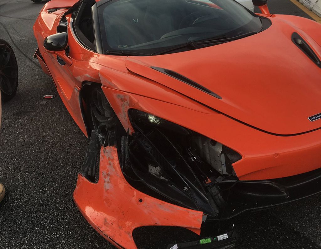 McLaren Sewaan Dipakai Balapan Lawan Lamborghini Berujung Ringsek