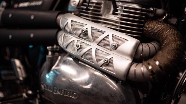 Modifikasi Royal Enfield besutan Smoked Garage