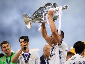 Pepe, si Anak Mami dengan Tiga Trofi Liga Champions