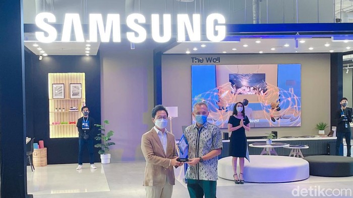 Samsung Multi-Experience Store pertama yang berlokasi di Senayan Park, Jakarta