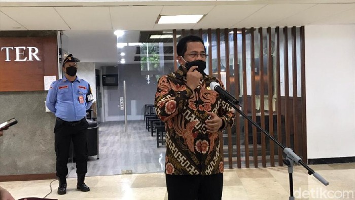 Sekjen DPR Indra Iskandar (Rolando/detikcom).
