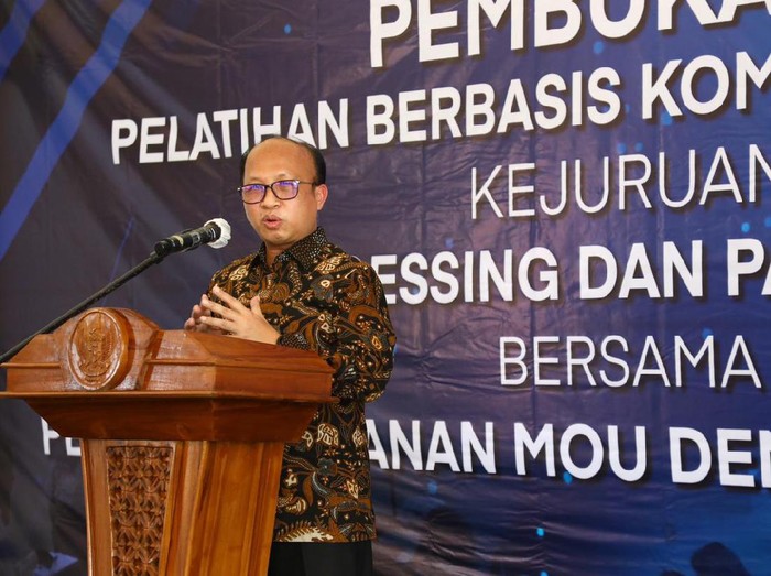 Sekjen Kemnaker Anwar Sanusi