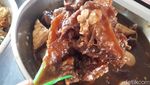 Nasi Uduk di Depok Ini Pakai Lauk Sultan, Semur Sengkel Rp 40 Ribu!