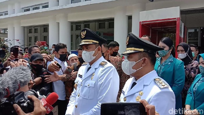 Wali Kota dan Wakil Wali Kota Medan, Bobby Nasution dan Aulia Rachman (Ahmad Arfah/detikcom)