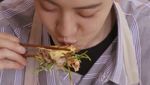 Chanyeol EXO Paling Doyan Makan Seafood hingga Semangka