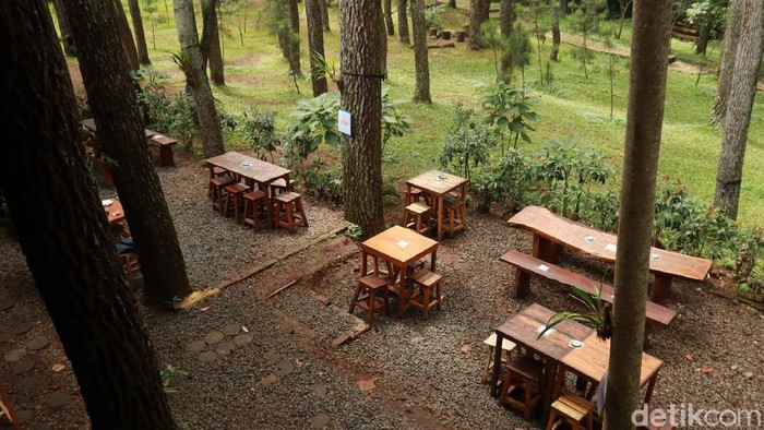 Kedai kopi asyik di Bandung