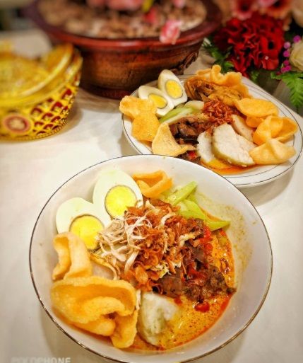 lontong cap go meh enak di jakarta