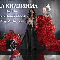 “Nantinya Aurra akan menggunakan busana Evening Dress di malam final yang dirancang oleh  Wiki Wu dengan tema Aurora Dress, ungkap Ivan Gunawan selaku Direktur Yayasan Dunia Mega Bintang dan National Director Miss Grand Indonesia 2020 dalam siaran persnya.   (Foto: Dok. Ivan Gunawan)