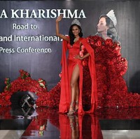 Di Miss Grand International 2020, Aurra Kharisma akan memakai sejumlah busana. Penampilan Aurra untuk ajang tersebut dipamerkan terlebih dulu jelang keberangkatannya. (Foto: Dok. Ivan Gunawan)