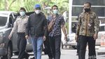 Momen Gubernur Sulsel Nurdin Abdullah Tiba di KPK