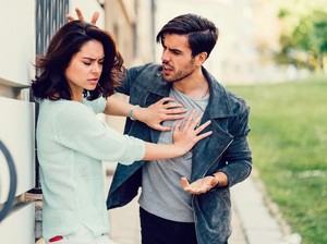 Ini Cara keluar dari Toxic Relationship Menurut Psikolog