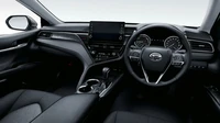 Pada fitur yang terakhir disebutkan, sistem keamanan mampu mendeteksi jika pengemudi tidak memberikan respon dalam waktu tertentu, dengan menggunakan radar cruise control dan lane control support, sehingga kendaraan akan menurun kecepatannya, sambil memberikan sinyal (lampu hazard atau bunyi klakson), hingga akhirnya mobil berhenti dengan sendirinya dan membuka pintu secara otomatis. Foto: Dok. Daihatsu