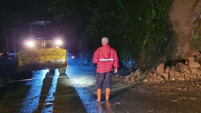 Jalur Payung Batu Longsor, BPBD Batu Pastikan Sudah Normal Kembali