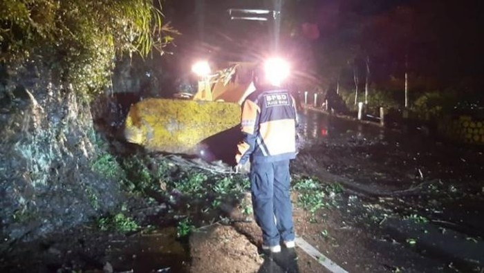 Jalur Payung Batu Longsor, BPBD Batu Pastikan Sudah Normal Kembali