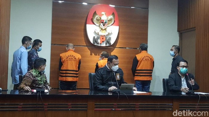 Jumpa pers OTT KPK terhadap Gubernur Sulsel, Nurdin Abdullah, 28 Februari 2021 dini hari. (Fathan/detikcom)