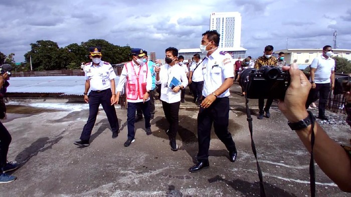 Kunjungan Menhub ke Bandara Tirtonadi