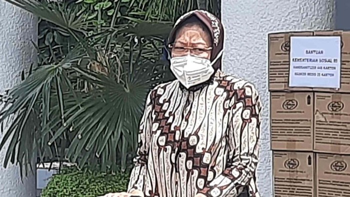 Mensos Risma Usul ke Presiden Supaya Daerah Mandiri Saat Ada Bencana