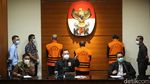 Potret Nurdin Abdullah Berompi Oranye-Tangan Diborgol