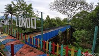 Keberadaan talang ini hingga sekarang masih berfungsi. Hanya saja, sayangnya di dinding penyangga talang tersebut ada coretan-coretan. (Eko Susanto/detikTravel)