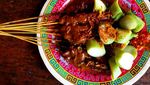 20 Sate Ayam Madura Enak Ada di Sini