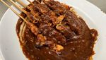 20 Sate Ayam Madura Enak Ada di Sini