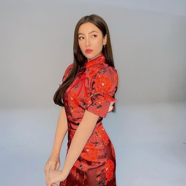 Dari parasnya saja sudah terlihat jelas bahwa Bella Campen memiliki darah blasteran dalam dirinya. Bella memiliki darah keturunan Inggris dari orangtuanya. Foto: Instagram/@bellacampen