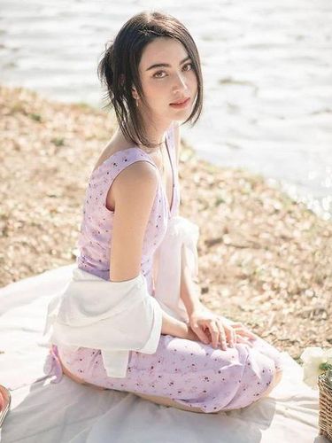 Foto artis Thailand yang memiliki darah blasteran