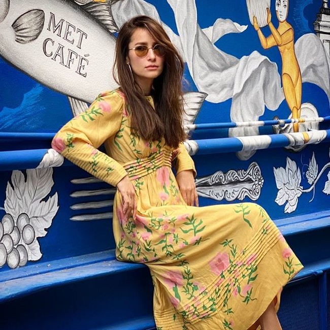 Walaupun sudah berusia tak muda lagi, Anne Thongprasom masih tetap terlihat menawan. Wanita 44 tahun itu memiliki darah blasteran Thailand dan Swedia dari orangtuanya. Foto: Instagram/@annethong