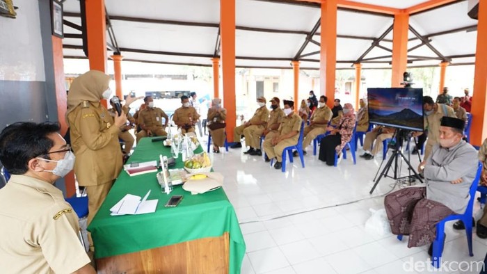 bupati ipuk