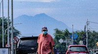 Menurut prakiraan cuaca BMKG per pukul 05.30 WIB, Tangsel pada pagi ini cerah berawan. Hujan ringan diperkirakan terjadi pada siang harinya. (Foto: Andhika Prasetia-detikcom)