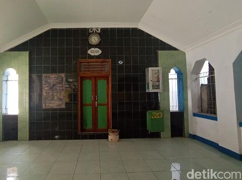 Kawasan Makam Buyut Akasah di Desa Burikan Kecamatan Kota, Kudus, Senin (1/3/2021).