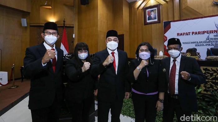 Ketua DPRD Surabaya Adi Sutarwijono mengapresiasi komitmen Wali Kota Eri Cahyadi dan Wakil Wali Kota Armuji. Keduanya dinilai menaruh perhatian penting pada program pembangunan wong cilik.
