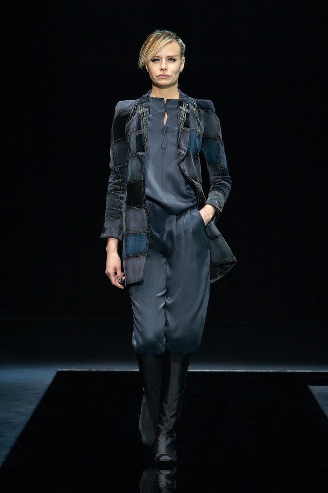 Koleksi busana terbaru Giorgio Armani Fall/Winter 2021.  Foto: dok. Courtesy of Giorgio Armani