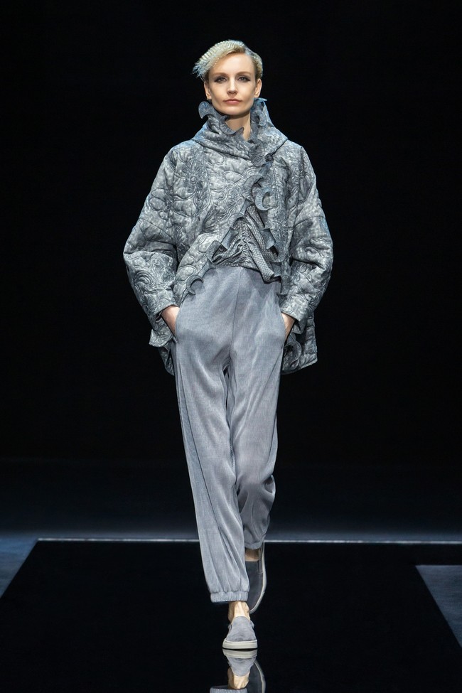 Koleksi busana terbaru Giorgio Armani Fall/Winter 2021. Foto: dok. Courtesy of Giorgio Armani