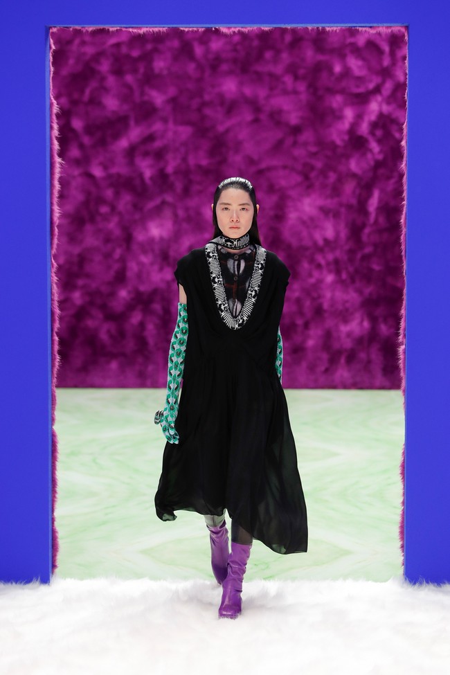 Fashion show koleksi Prada Fall/Winter 2021. Koleksi busana musim dingin dari Prada merupakan karya duo desainer Raf Simons dan Miuccia Prada.  Foto: dok. Courtesy of Prada.